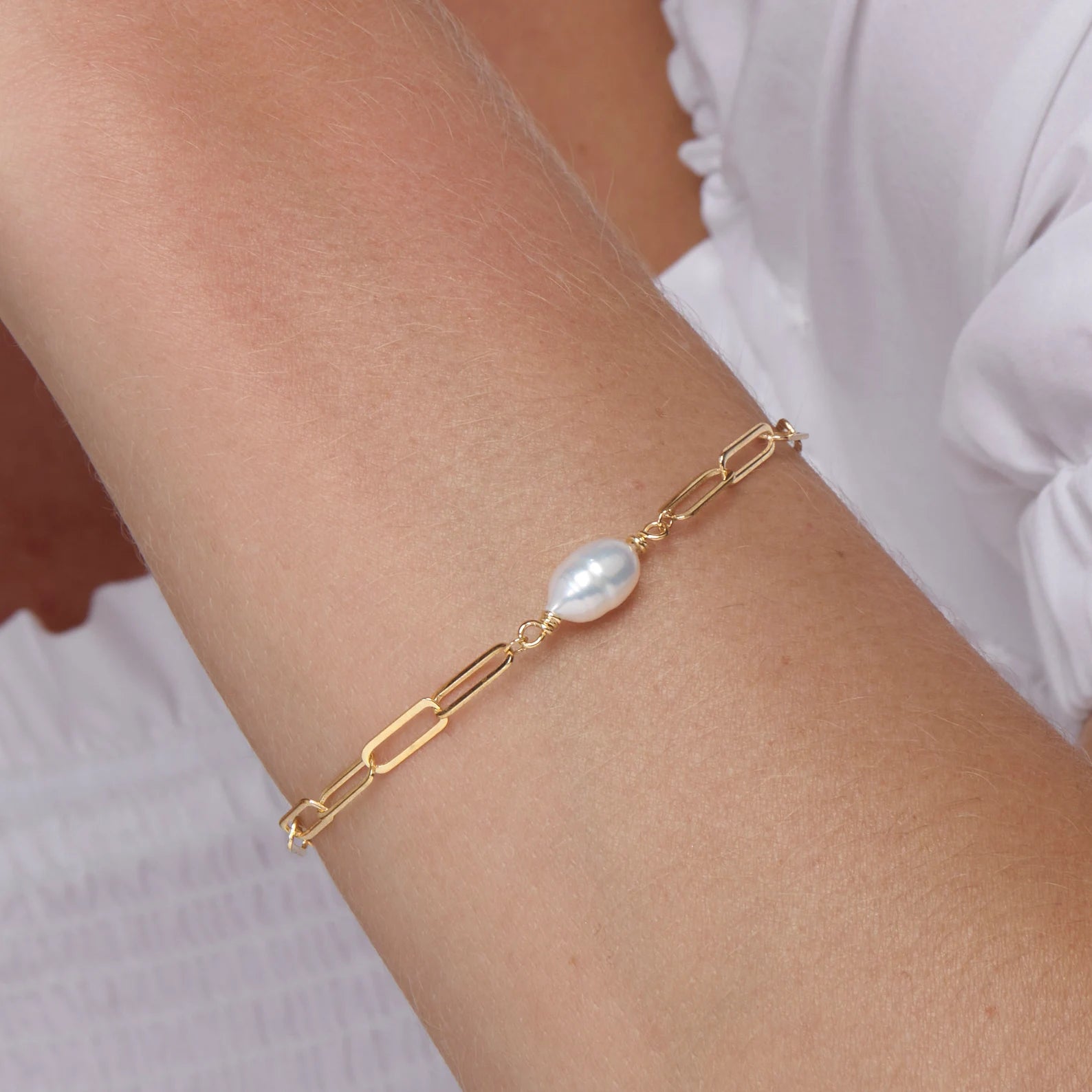Pearl Paperclip Chain Bracelet