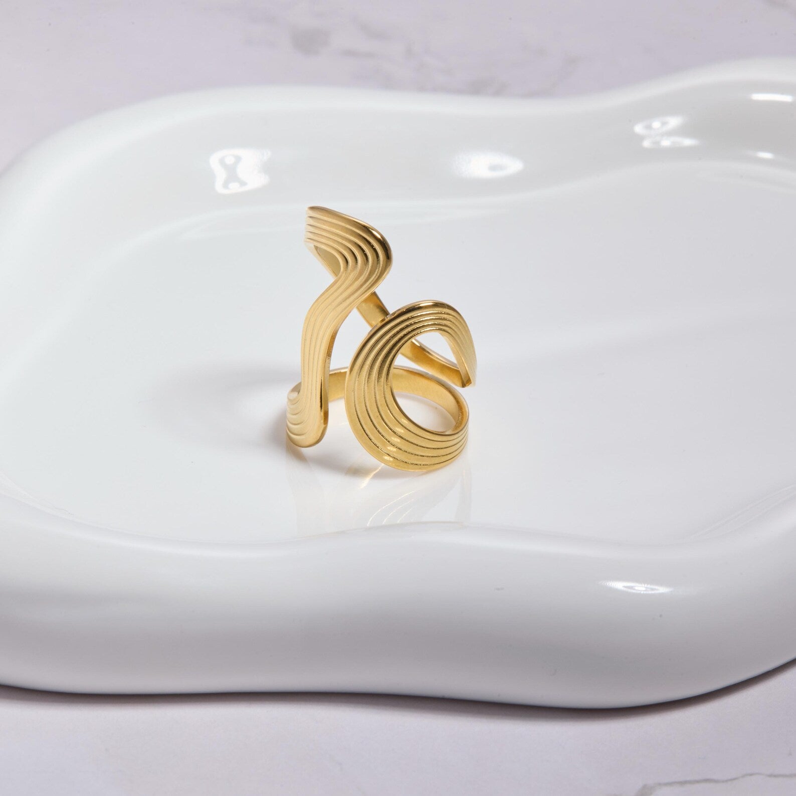 Abstract Ring